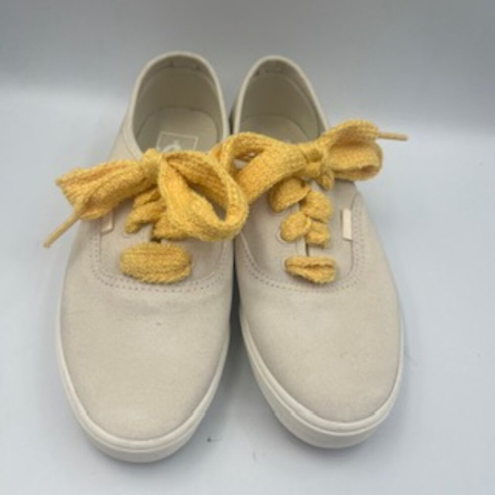NEW Vans Low Pro Sneakers Women’s Size 6.5 Beige Suede Yellow Lace Up Shoes NWOB